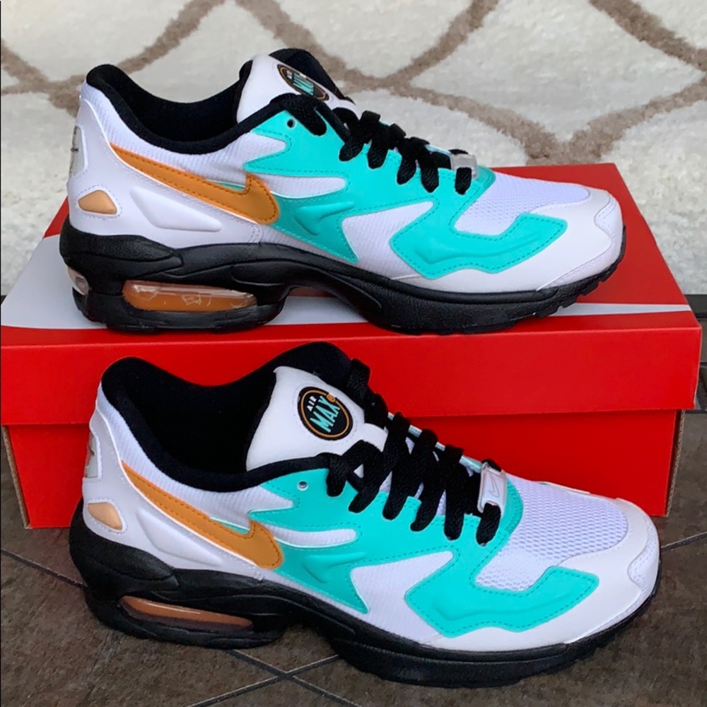 W NIKE AIR MAX2 LIGHT WHITE/AMBER RISE-AURORA GREE - Picture 2 of 16